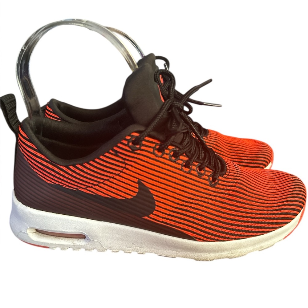 NIKE Women’s Red and Black Air Max/Athletic Sneakers